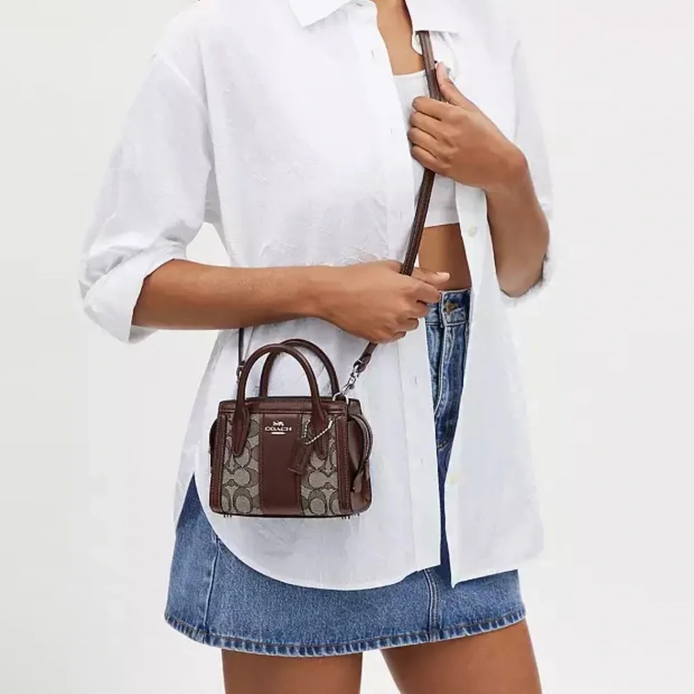 Coach Andrea mini carryall in signature jacquard - Picture 6 of 7